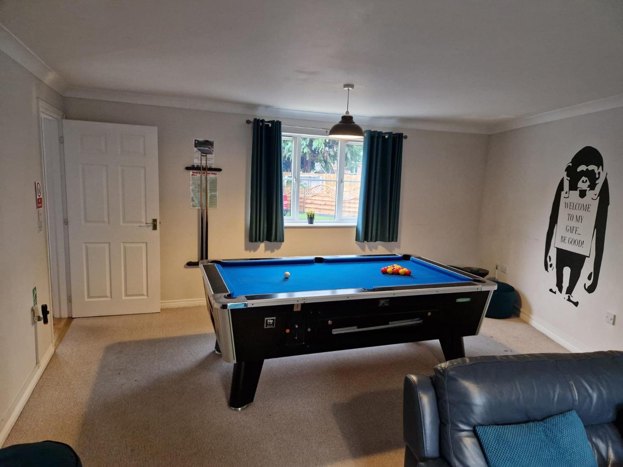 Hereford - Finch House - Modern 4 Bedroom House Located In South Hereford, Dog Friendly With Nearby Countryside, Pool Table, Sleeps Up To 10 Guests - Hosted By Rentmyhouse ภายนอก รูปภาพ